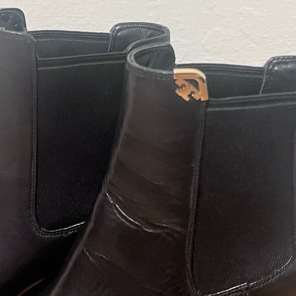 Tory Burch Nicola Heeled Moto Ankle Boot Black Leather Size 7 (Appear NEW) - Picture 6 of 9